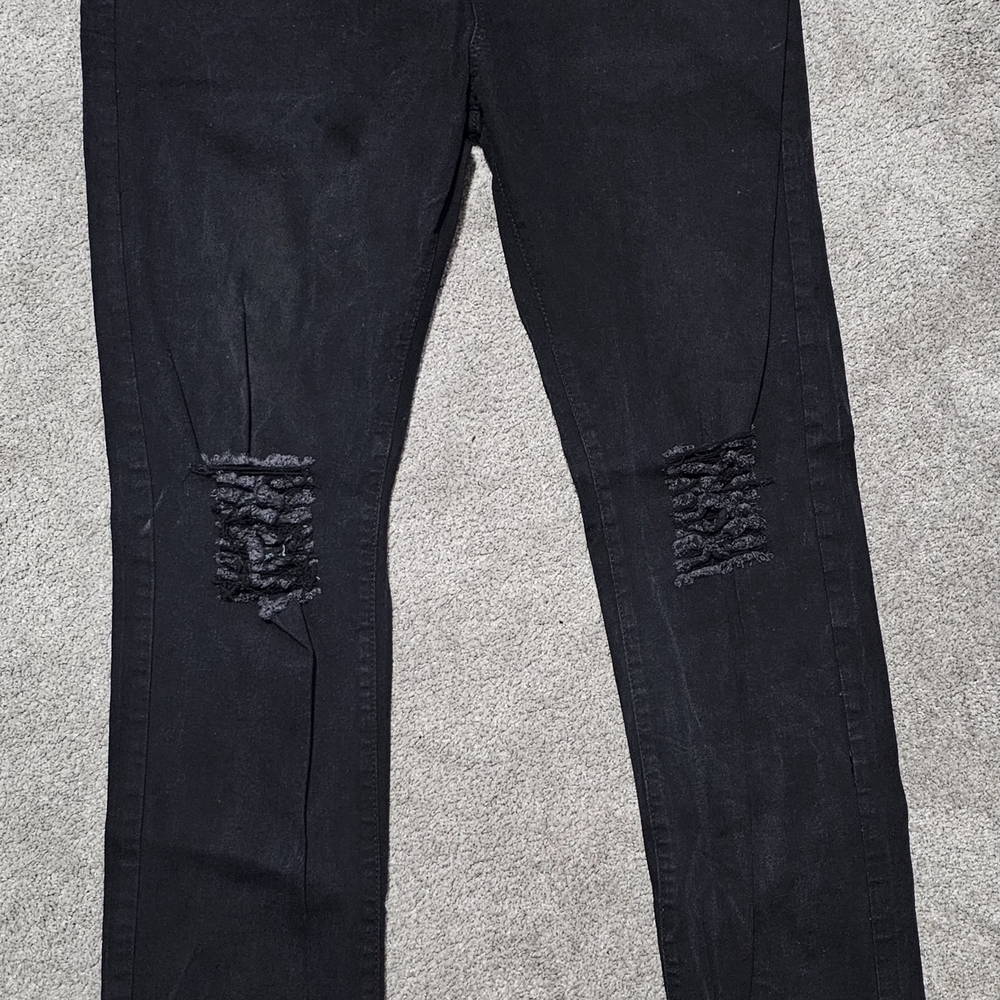 Black Distressed Jeans